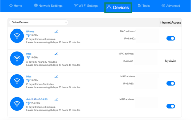 Router settings page showing a list of connected devices.